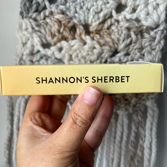 Red Aspen Nail Dashes in Shannon’s Sherbet Peach and Yellow Press On Nails - Picture 3 of 4